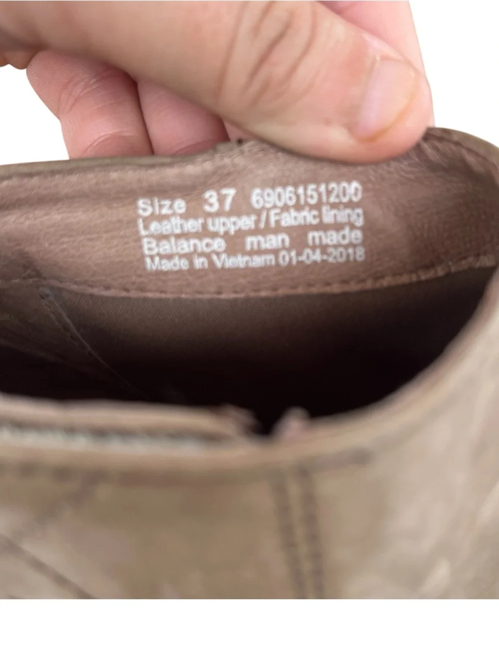 Dansko Leanna Bootie Wedge Taupe Burnished Nubuck Leather Size 37 (6.5-7)